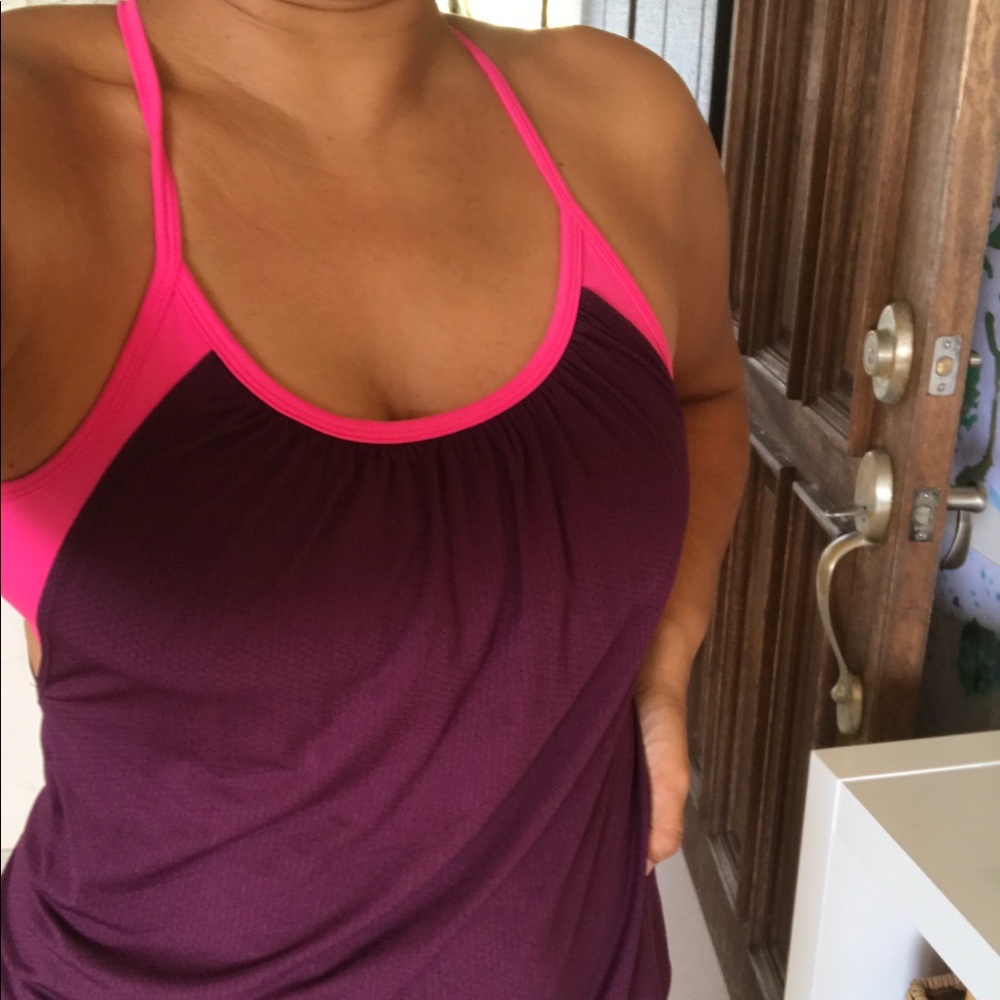 Lululemon top